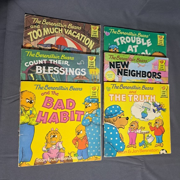 Berenstein Bears Lot of 18 Paperback Kids Books  Bad Habit No Girls Allowed Etc - Picture 4 of 5